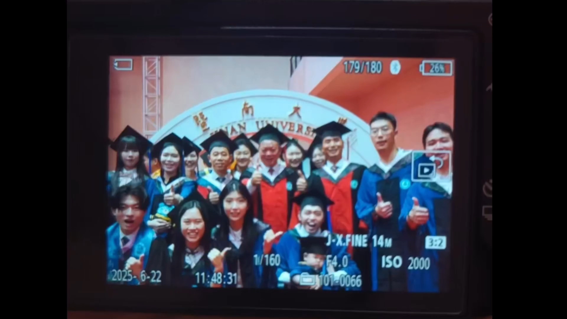 毕业不是散场，而是少年们各自奔赴星辰大海的启航。