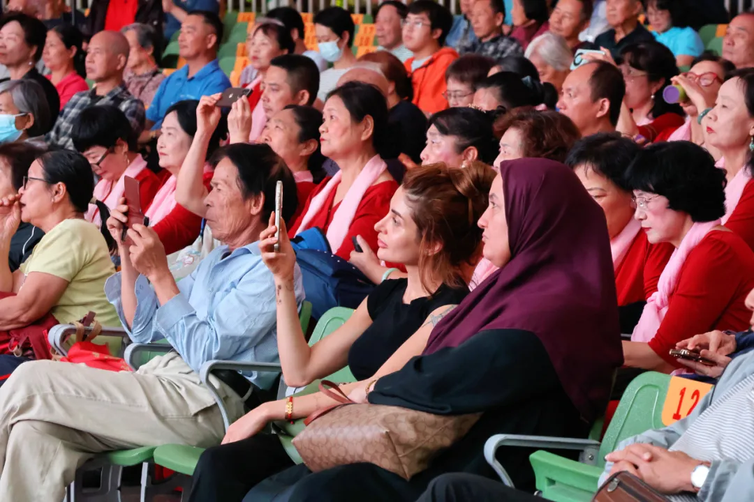 演出现场 配图3