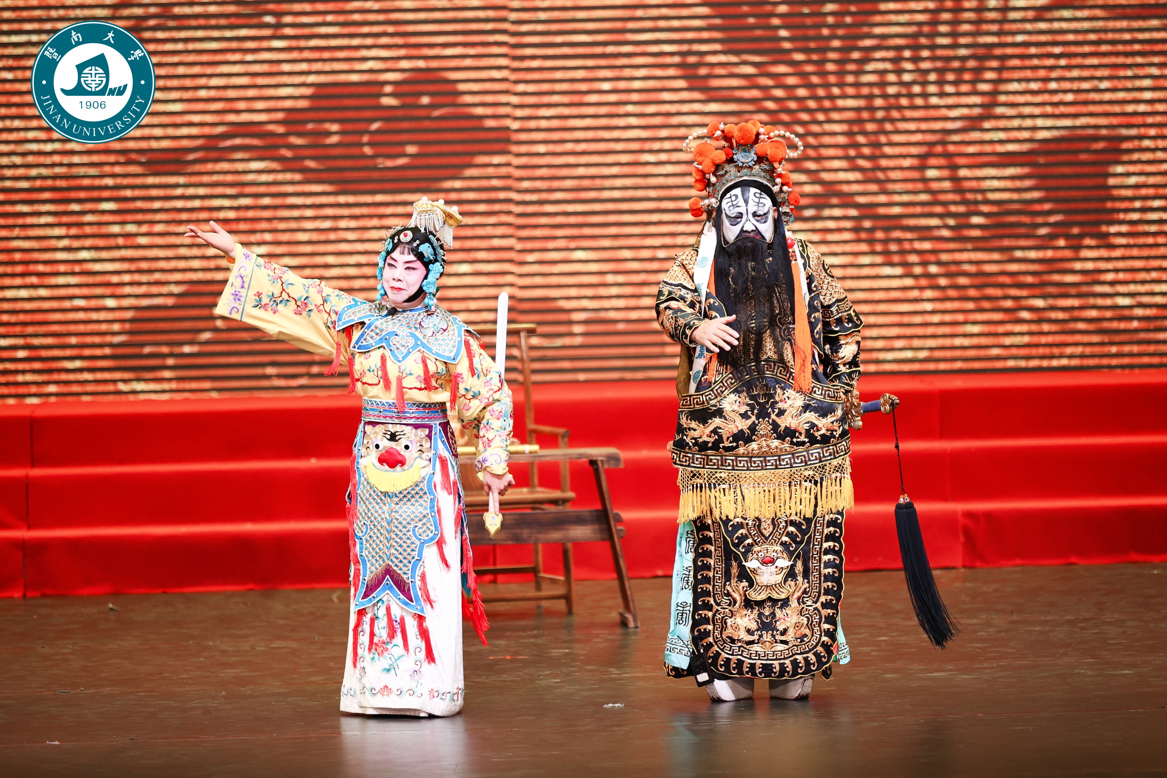 京剧表演《霸王别姬》